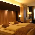 Hotel Der Heidehof Conference & 4*