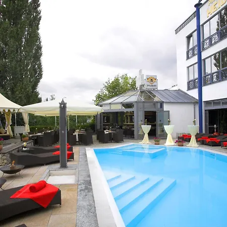 Отель Der Heidehof Conference & Gaimersheim