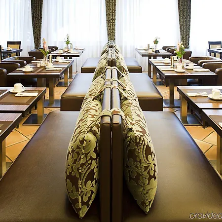 Отель Der Heidehof Conference &
