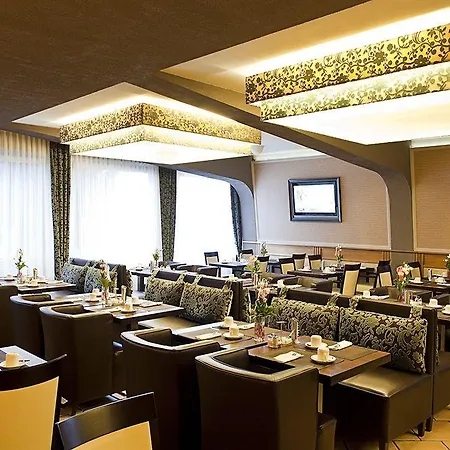 Der Heidehof Conference & 4*