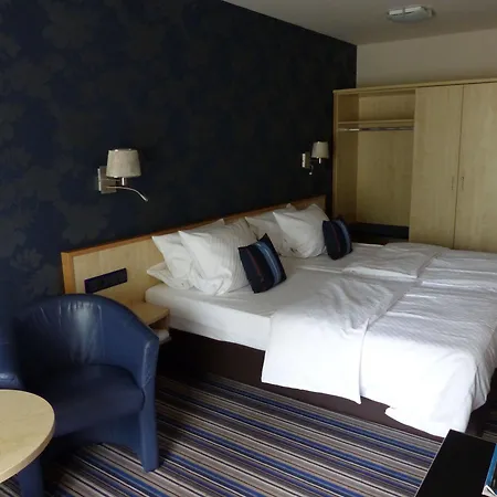 Otel Der Heidehof Conference & 4*