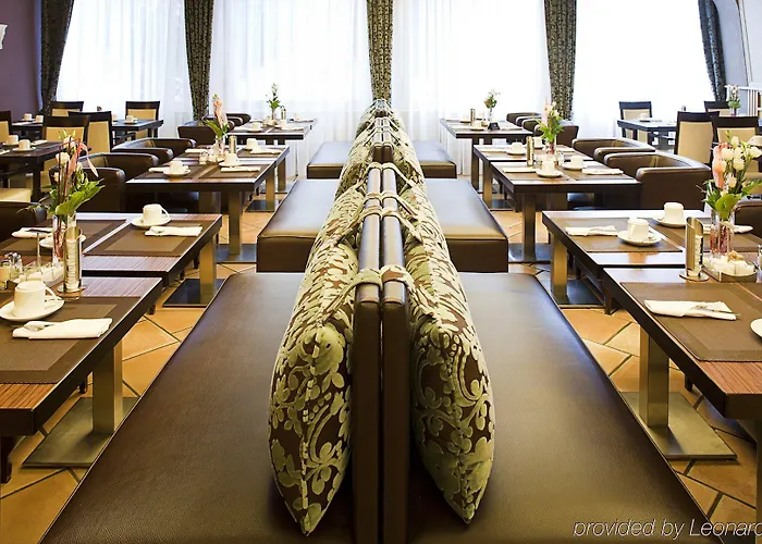 ホテル Der Heidehof Conference &